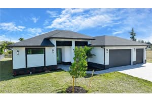 907 15th Place, Cape Coral, FL 33991 - MLS#2025021006