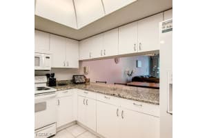 4331 Bay Beach Lane, Fort Myers Beach, FL 33931 - MLS#2025021031