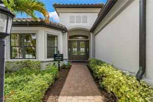 11591 Venetian Lagoon Drive, Fort Myers, FL 33913 - MLS#2025021065
