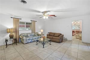 101 Alameda Avenue, Fort Myers, FL 33905 - MLS#2025021172