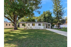 1406 Loma Linda Dr, Fort Myers