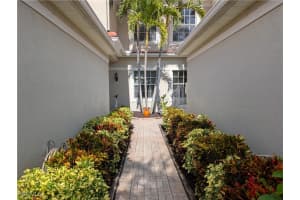 9208 Calle Arragon Avenue, Fort Myers, FL 33908 - MLS#2025021325