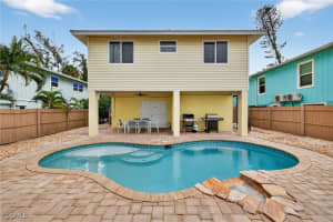 227 Mango Street, Fort Myers Beach, FL 33931 - MLS#2025021339