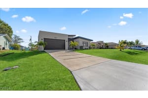 1017 4th Place, Cape Coral, FL 33909 - MLS#2025021412