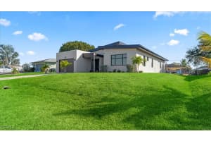 1017 4th Place, Cape Coral, FL 33909 - MLS#2025021412