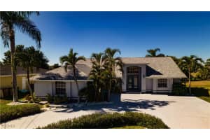 4332 Country Club Blvd, Cape Coral 4332 Country Club Blvd, Cape Coral