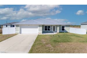 630 Royce Road, Labelle, FL 33935 - MLS#2025021592