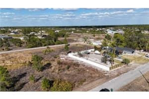 647 Central Street, Lehigh Acres, FL 33974 - MLS#2025021606