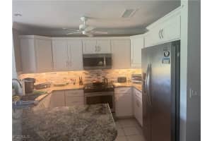 5910 Trailwinds Drive, Fort Myers, FL 33907 - MLS#2025021618