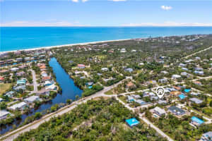 534 Piedmont Rd, Sanibel