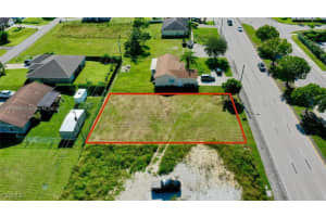 4715 Lee Boulevard, Lehigh Acres, FL 33971 Sold 12/12/25