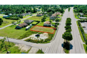 4715 Lee Boulevard, Lehigh Acres, FL 33971 Sold 12/12/25