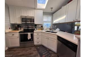 535 Sunshine Avenue, North Fort Myers, FL 33903 - MLS#2025021776