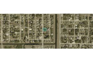 906 SARA Avenue, Lehigh Acres, FL 33971 - MLS#2025021797