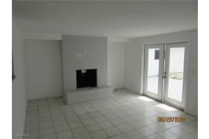 2754 Shoreview Drive, Naples, FL 34112 - MLS#2025021809