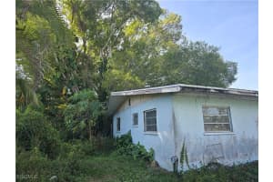 200 South Road, Fort Myers, FL 33907 - MLS#2025021854
