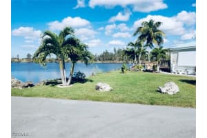 7029 Granada Lakes Drive, Fort Myers, FL 33967 - MLS#2025021864