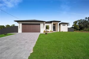 765 CENTRAL Street, Lehigh Acres, FL 33974 - MLS#2025021879