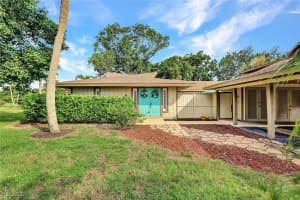 4280 Island Circle, Fort Myers, FL 33919 - MLS#2025021932