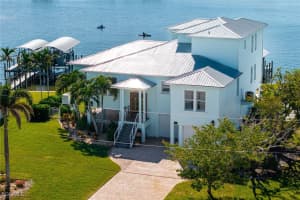 3807 San Carlos Drive, St James City, FL 33956 - MLS#2025021960