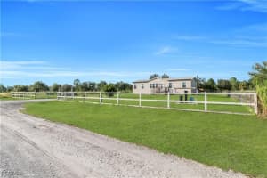 7824 8th Place, Labelle, FL 33935 - MLS#2025021995