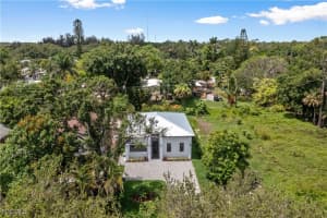 10186 Carolina Street, Bonita Springs, FL 34135 - MLS#2025022119