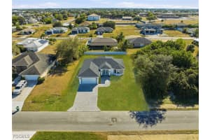 1204 19th Terrace, Cape Coral, FL 33909 - MLS#2025022223