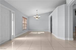 4176 8th Place, Cape Coral, FL 33909 - MLS#2025022238