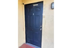 2875 Winkler Ave 502, Fort Myers