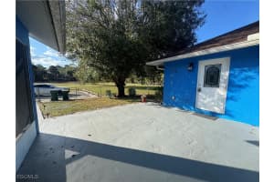 291 16th St Ne 1, Naples