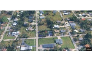 915 Alderman Street, Fort Myers, FL 33916 - MLS#2025022365