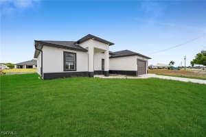 1225 5th Place, Cape Coral, FL 33909 - MLS#2025022379