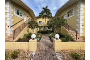 8061 Country Rd 202, Fort Myers