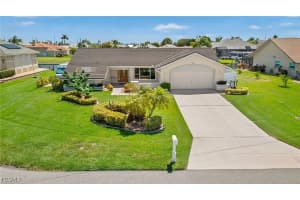 4909 8th Court, Cape Coral, FL 33914 - MLS#2025022443