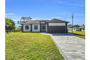 2250 10th Terrace, Lehigh Acres, FL 33936 - MLS#2025022529