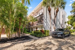 995 9th Ave S 5, Naples 995 9th Ave S 5, Naples