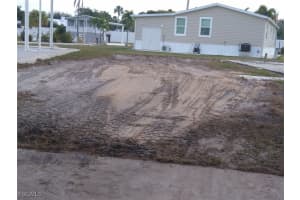 45 Dogwood Way, Fort Myers, FL 33908 - MLS#2025022534