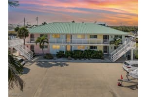 3211 Stringfellow Rd 104, St James City 3211 Stringfellow Rd 104, St James City