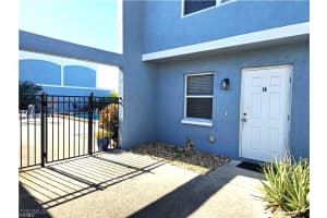 4424 Sw 8th Pl 14, Cape Coral