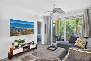 2825 Palm Beach Boulevard, Fort Myers, FL 33916 - MLS#2025022578