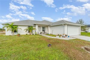 2501 17th Street, Lehigh Acres, FL 33972 - MLS#2025022658
