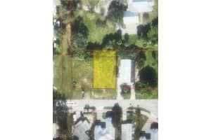  Lunar ST, Naples, FL 34112 Sold 12/04/25