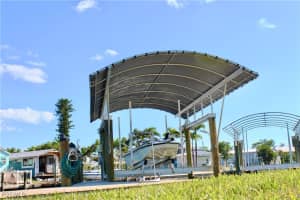 2744 Sanderling Court, St James City, FL 33956 - MLS#2025022721