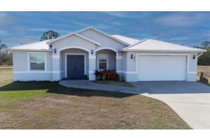 7043 Brazil Circle, Labelle, FL 33935 - MLS#2025022768