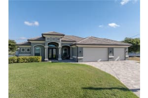 915 36th Place, Cape Coral, FL 33993 - MLS#2025022799