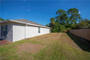 6058 Moss Circle, Labelle, FL 33935 - MLS#2025022810