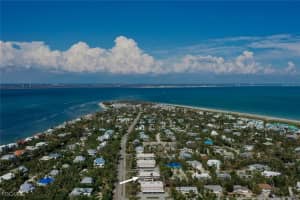 601 Periwinkle Way, Sanibel, FL 33957 - MLS#2025022838