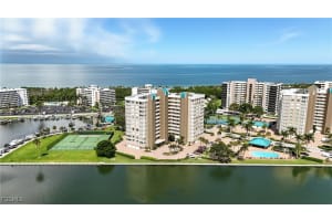 25 Bluebill Avenue, Naples, FL 34108 - MLS#2025022859