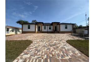 15335/ 15337 Wall Dr, Fort Myers 15335/ 15337 Wall Dr, Fort Myers