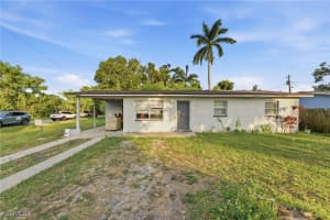 2505 Henderson Avenue, Fort Myers, FL 33916 - MLS#2025022923
